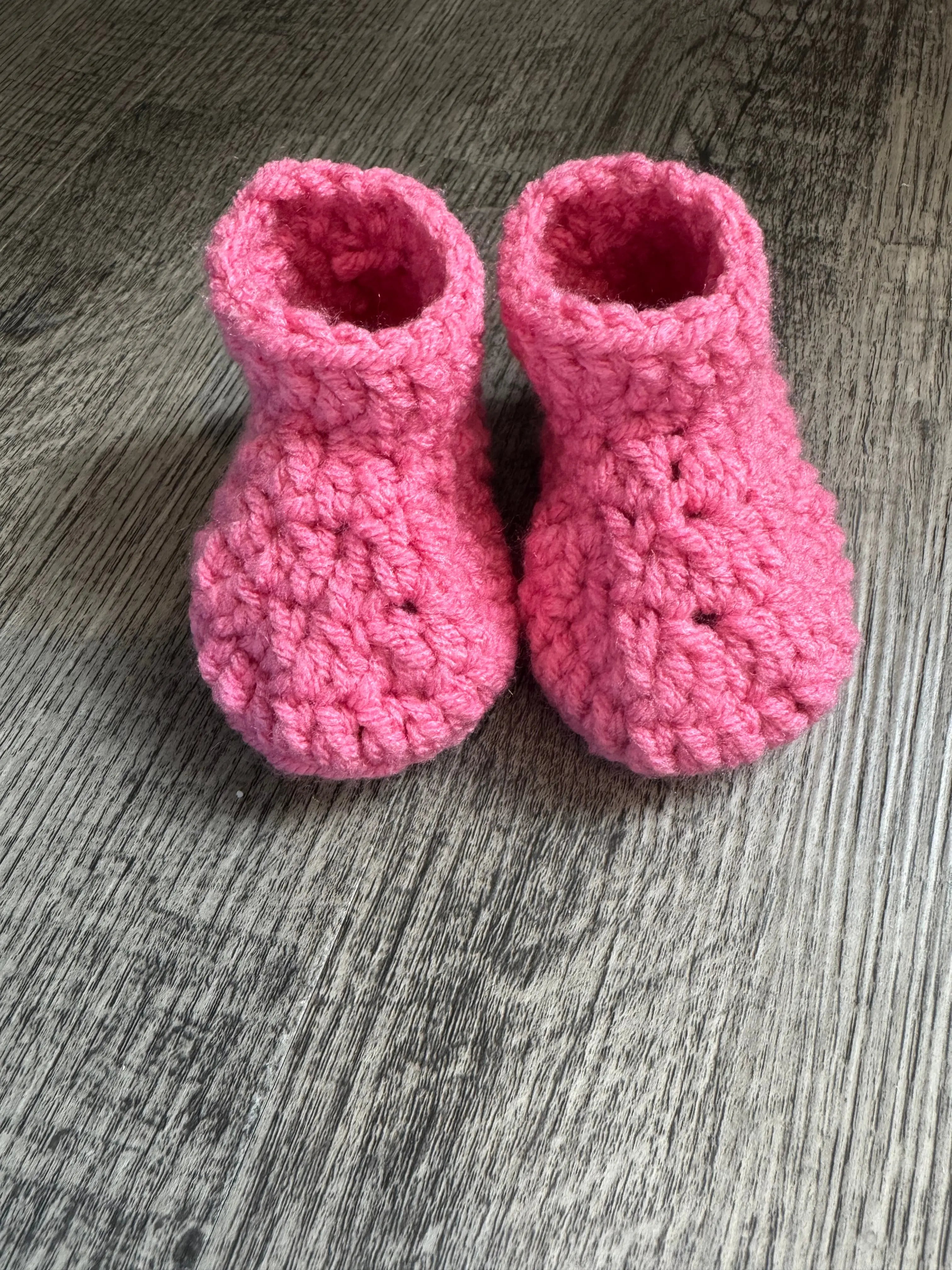 3 piece baby set pink BlackHillsCrochet